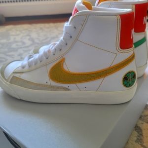 COPY - BLAZER MID GS 'ROSWELL RAYGUNS' IN GREAT CONDITION!